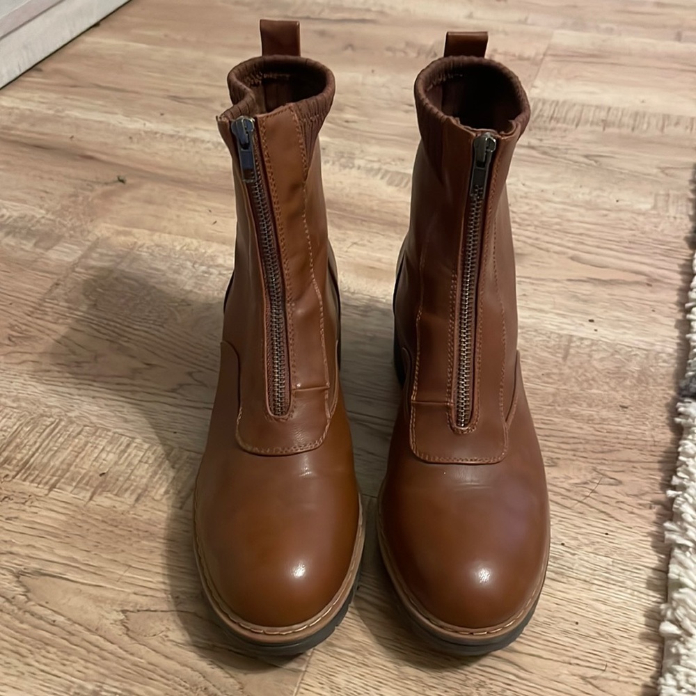 Ankle boots